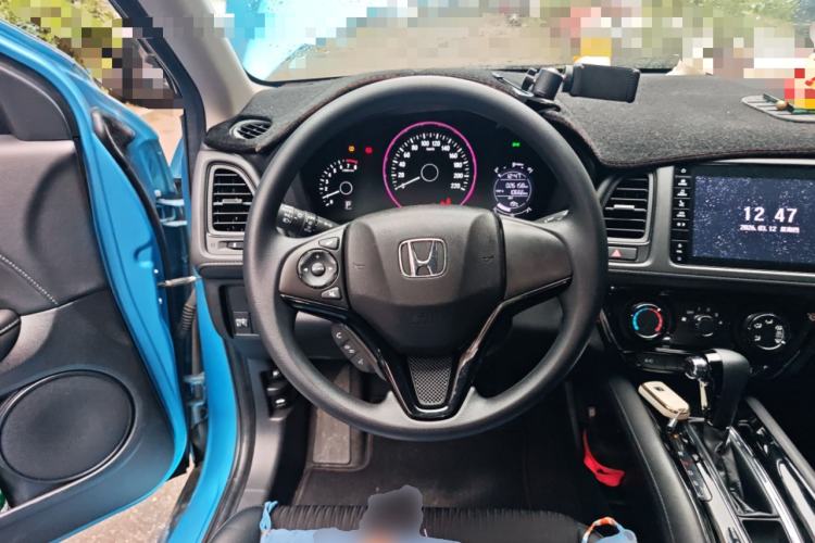 Used Honda Vezel 2019 1.5L CVT Luxury Model China VI Steering Wheel