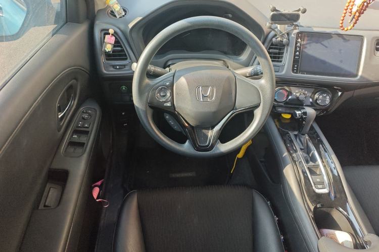 Used Honda Vezel 2019 1.5L CVT Luxury Model China VI Steering Wheel
