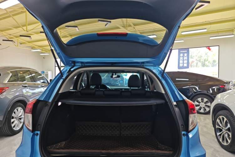 Used Honda Vezel 2019 1.5L CVT Luxury Model China VI Trunk