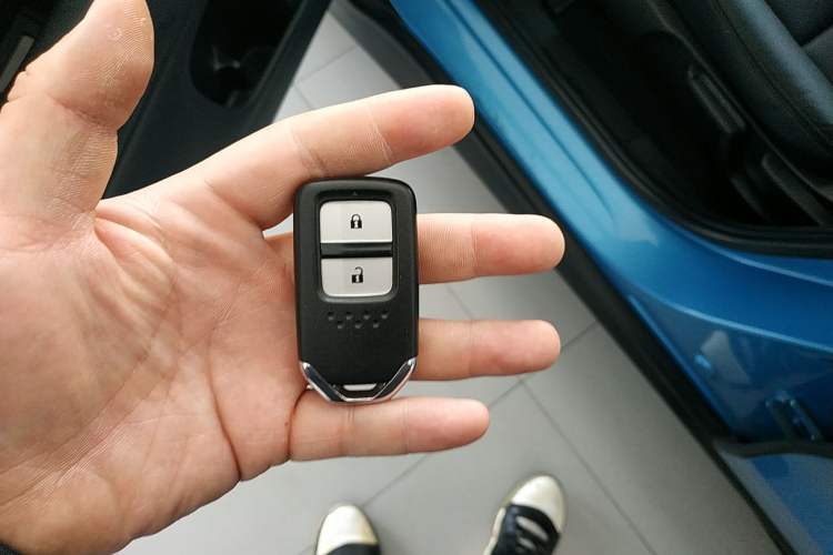 Used Honda Vezel 2019 1.5L CVT Luxury Model China VI Vehicle Key