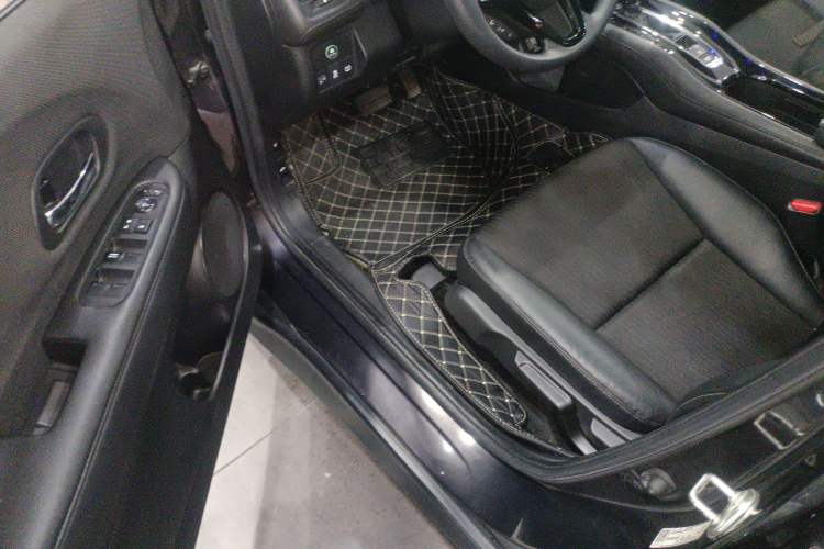 Used Honda Vezel 2019 1.5L CVT Pioneer Edition China VI Driver Seat