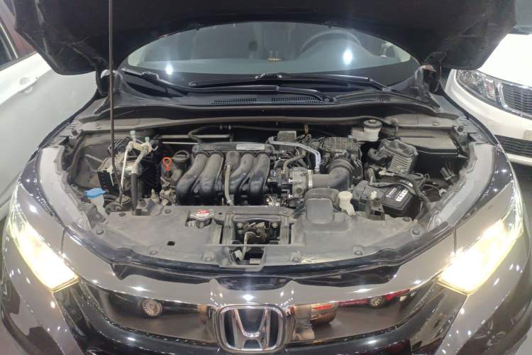 Used Honda Vezel 2019 1.5L CVT Pioneer Edition China VI Engine Bay