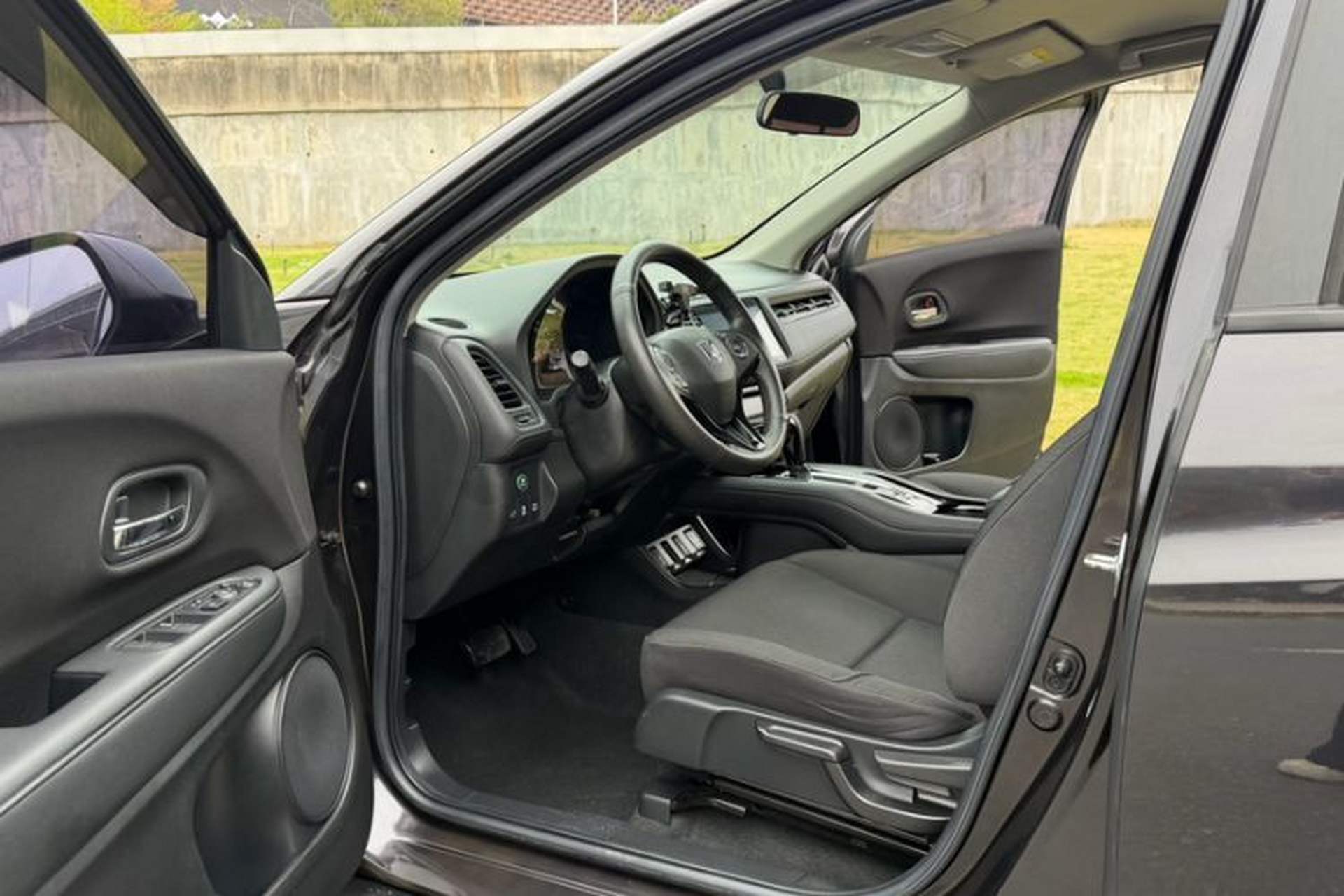 Used Honda Vezel 2019 220 TURBO CVT Elite Edition China VI Left Front Seat