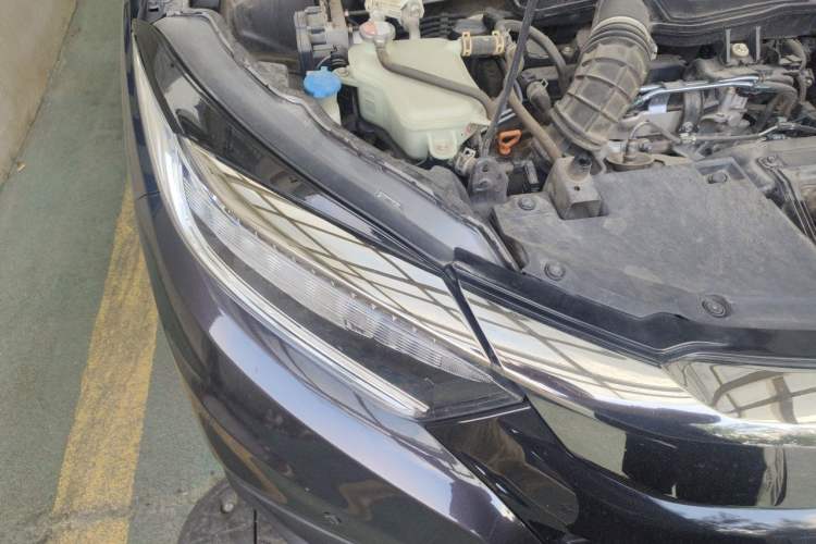 Used Honda Vezel 2019 220 TURBO CVT Luxury Edition China V Emission Standard Right Front Headlight