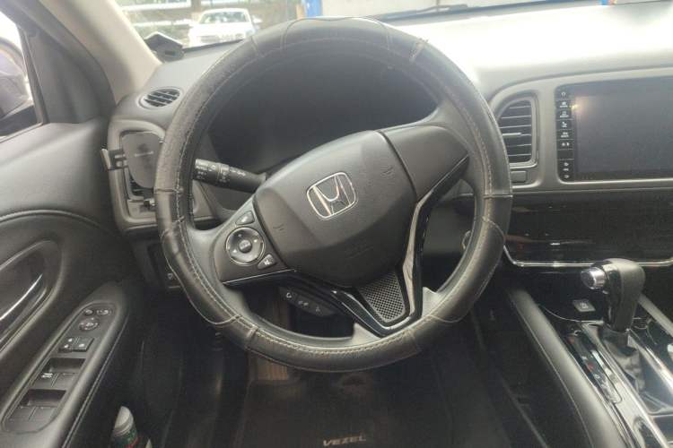 Used Honda Vezel 2019 220 TURBO CVT Luxury Edition China V Emission Standard Steering Wheel