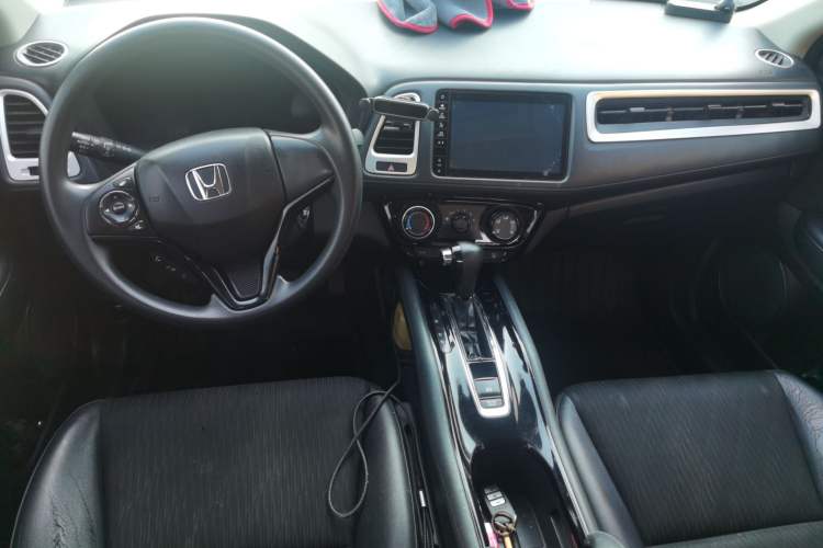 Used Honda Vezel 2019 1.5L CVT Pioneer Edition China VI Center Console