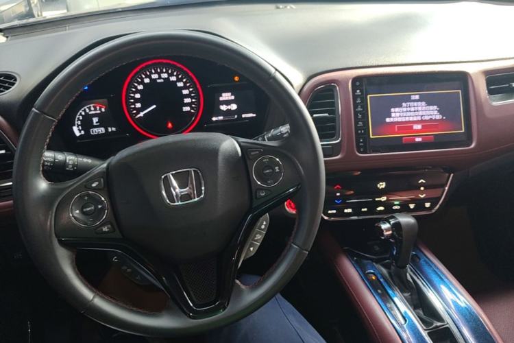 Used Honda Vezel 2019 220 TURBO CVT Flagship Edition China V Center Console