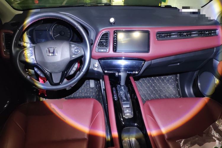 Used Honda Vezel 2019 220 TURBO CVT Flagship Version China VI Emission Standard Center Console