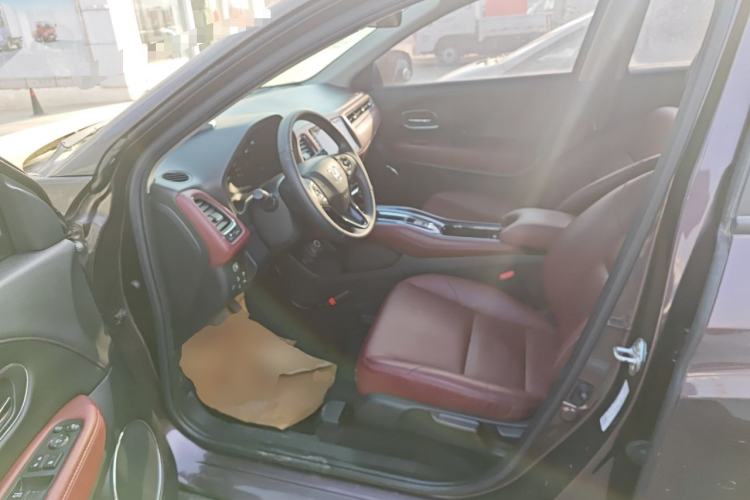 Used Honda Vezel 2019 220 TURBO CVT Flagship Edition China V Driver Seat