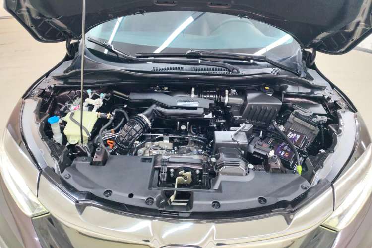 Used Honda Vezel 2019 220 TURBO CVT Flagship Edition China V Engine Bay