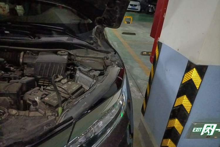 Used Honda Vezel 2019 220 TURBO CVT Luxury Edition China VI Engine Bay Left