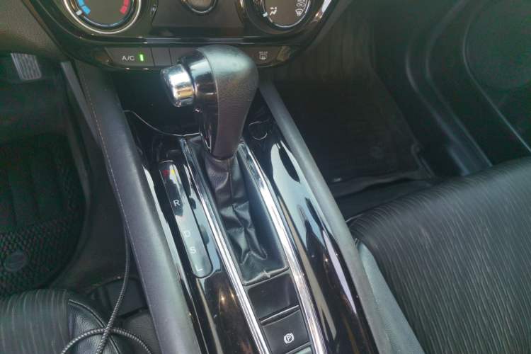Used Honda Vezel 2019 1.5L CVT Pioneer Edition China VI Gear Lever