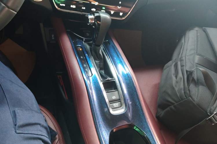 Used Honda Vezel 2019 220 TURBO CVT Flagship Edition China V Gear Lever