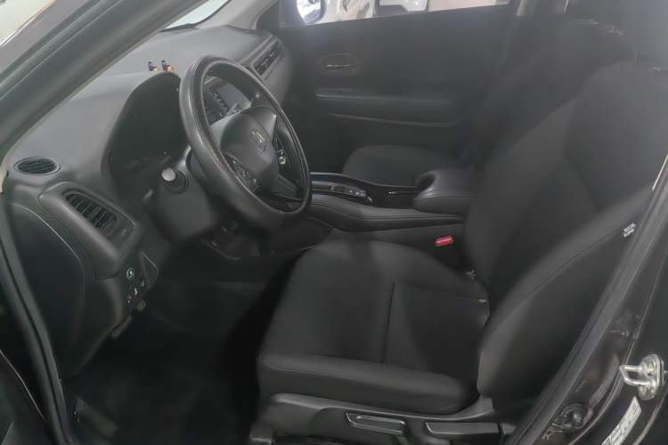 Used Honda Vezel 2019 220 TURBO CVT Elite Edition China VI Interior 1
