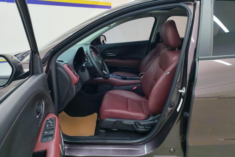 Used Honda Vezel 2019 220 TURBO CVT Flagship Edition China V Left Front Seat