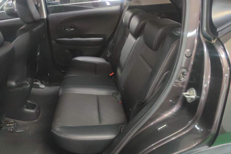 Used Honda Vezel 2019 220 TURBO CVT Luxury Edition China VI Left Rear Seat