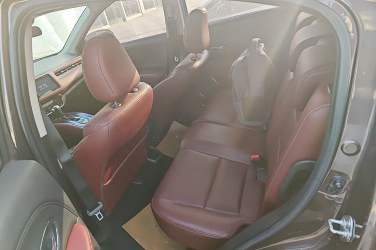 Used Honda Vezel 2019 220 TURBO CVT Flagship Edition China V Left Rear Seat
