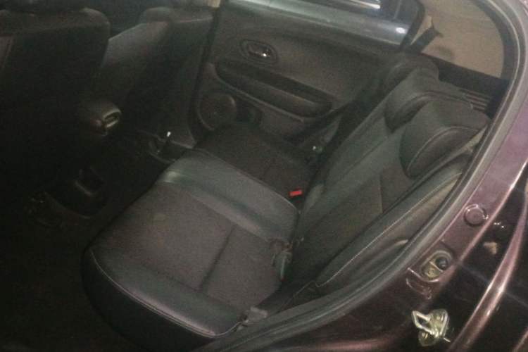 Used Honda Vezel 2019 220 TURBO CVT Luxury Edition China VI Left Rear Seat