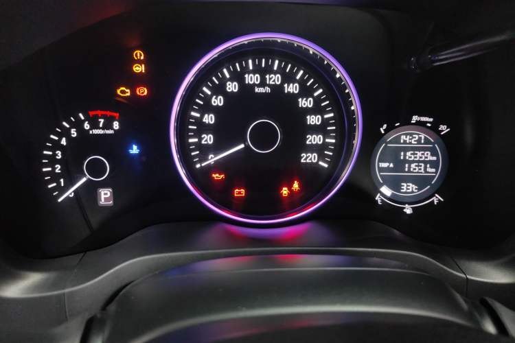 Used Honda Vezel 2019 220 TURBO CVT Luxury Edition China VI Odometer Close Up
