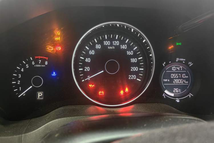 Used Honda Vezel 2019 220 TURBO CVT Elite Edition China VI Odometer Close Up
