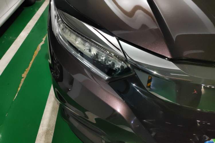 Used Honda Vezel 2019 220 TURBO CVT Flagship Version China VI Emission Standard Right Front Headlight