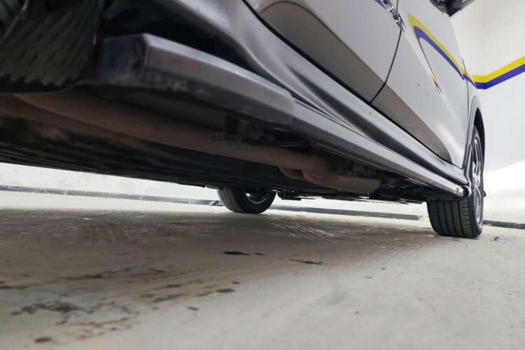 Used Honda Vezel 2019 220 TURBO CVT Flagship Edition China V Right Side Sill