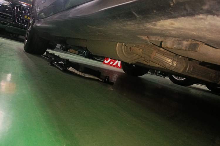 Used Honda Vezel 2019 220 TURBO CVT Luxury Edition China VI Right Side Sill