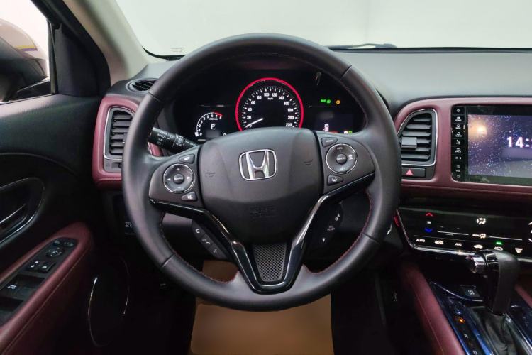 Used Honda Vezel 2019 220 TURBO CVT Flagship Edition China V Steering Wheel
