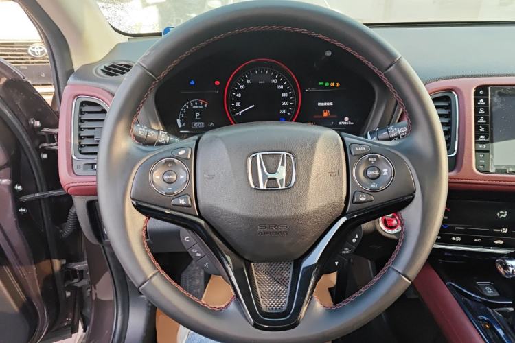 Used Honda Vezel 2019 220 TURBO CVT Flagship Edition China V Steering Wheel