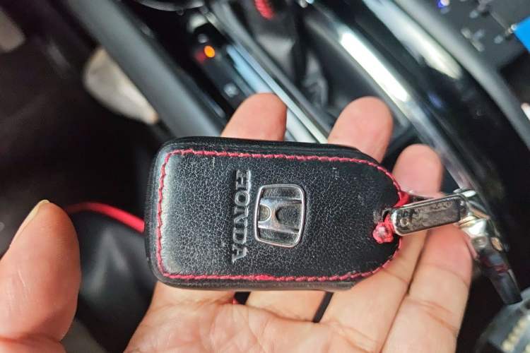 Used Honda Vezel 2019 220 TURBO CVT Luxury Edition China V Emission Standard Vehicle Key