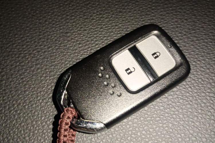 Used Honda Vezel 2019 220 TURBO CVT Luxury Edition China VI Vehicle Key