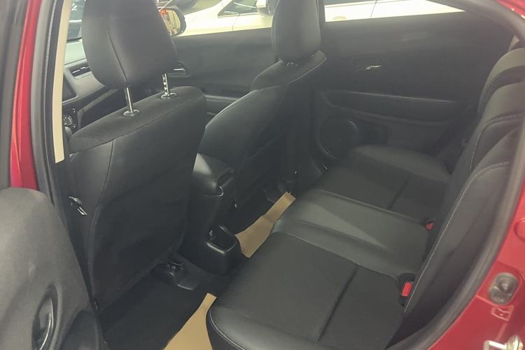 Used Honda Vezel 2019 1.5L CVT Pioneer Edition China VI Interior 3