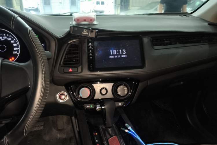 Used Honda Vezel 2019 1.5L CVT Luxury Model China VI Audio And AC Panel
