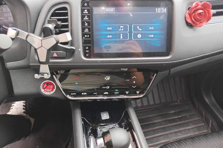 Used Honda Vezel 2019 220 TURBO CVT Luxury Edition China V Emission Standard Audio And AC Panel