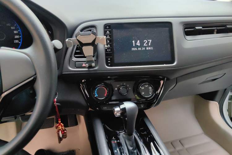 Used Honda Vezel 2019 1.5L CVT Pioneer Edition China VI Audio And AC Panel