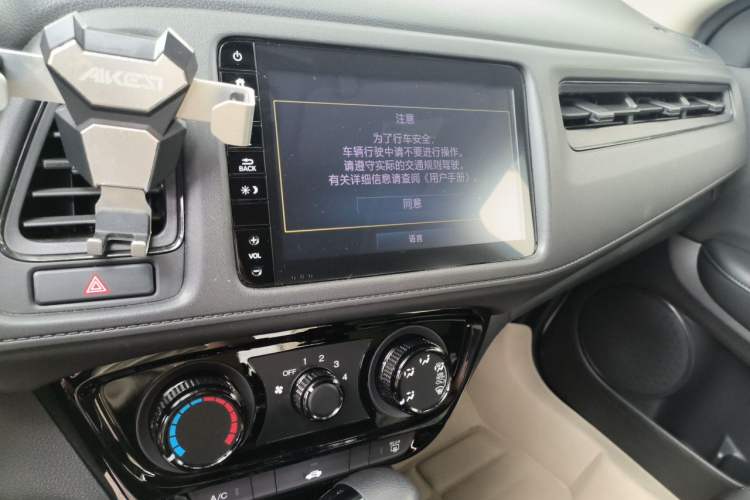 Used Honda Vezel 2019 1.5L CVT Pioneer Edition China VI Audio And AC Panel
