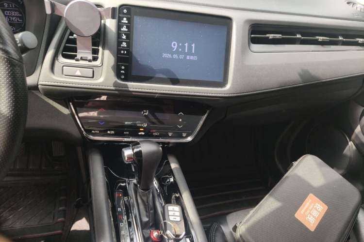 Used Honda Vezel 2019 220 TURBO CVT Elite Edition China VI Audio And AC Panel