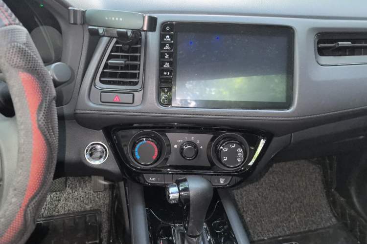 Used Honda Vezel 2019 1.5L CVT Luxury Model China VI Audio And AC Panel