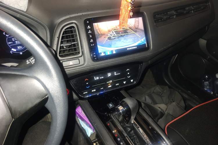 Used Honda Vezel 2019 220 TURBO CVT Luxury Edition China V Emission Standard Audio And AC Panel