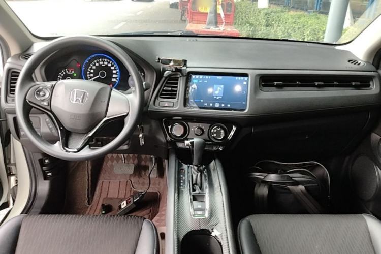 Used Honda Vezel 2019 1.5L CVT Pioneer Edition China VI Center Console