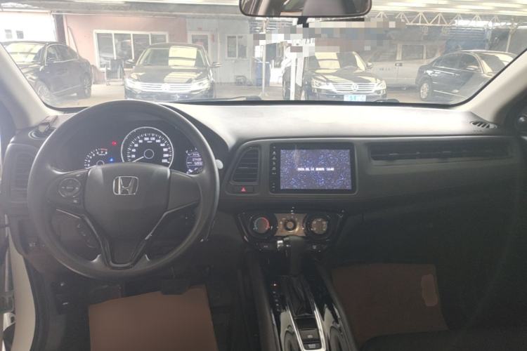 Used Honda Vezel 2019 1.5L CVT Pioneer Edition China VI Center Console