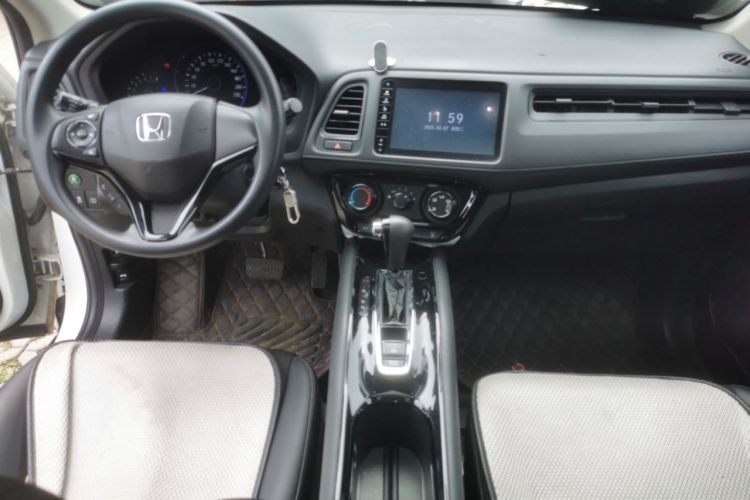 Used Honda Vezel 2019 1.5L CVT Pioneer Edition China VI Center Console