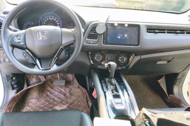 Used Honda Vezel 2019 1.5L CVT Pioneer Edition China VI Center Console