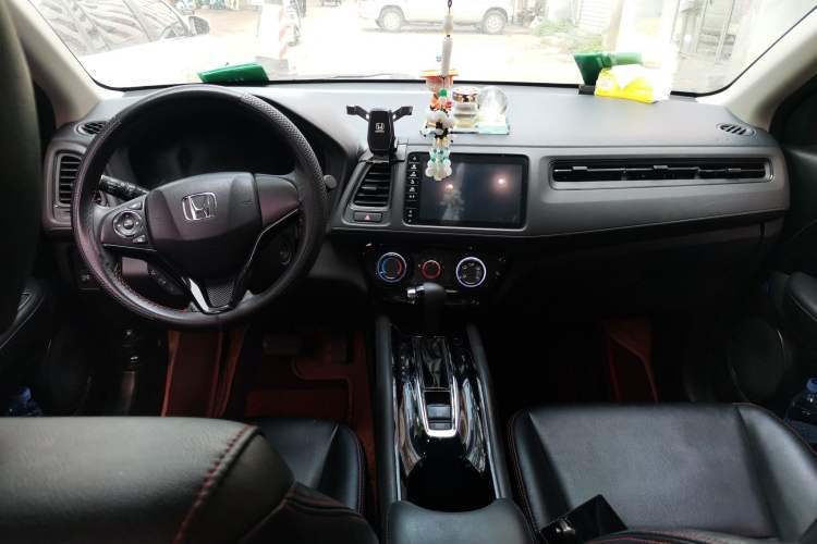 Used Honda Vezel 2019 1.5L CVT Pioneer Edition China VI Center Console