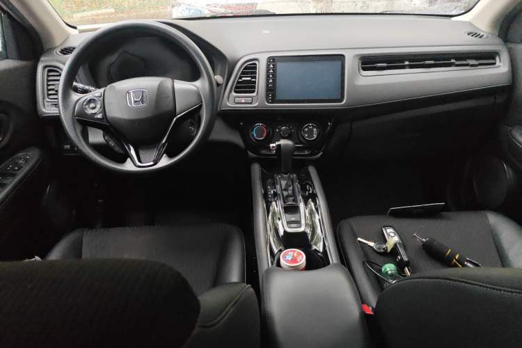 Used Honda Vezel 2019 1.5L CVT Pioneer Edition China VI Center Console
