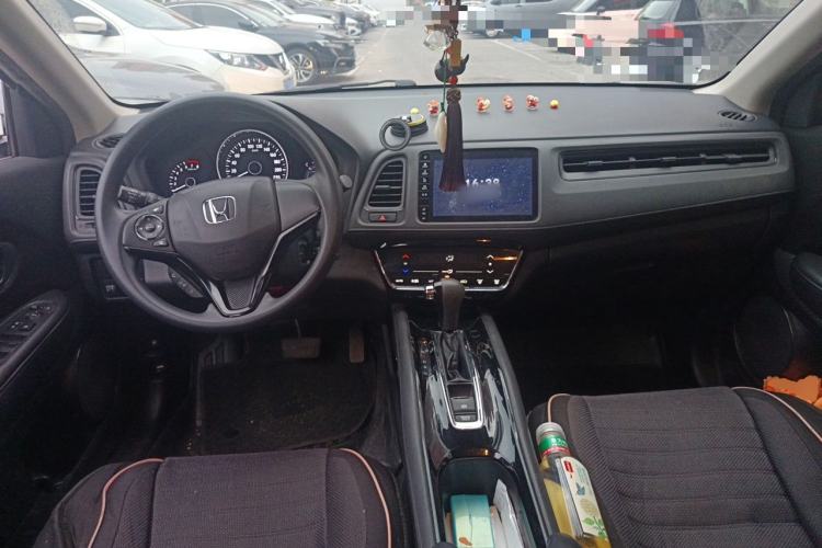 Used Honda Vezel 2019 220 TURBO CVT Elite Version China V Emission Standard Center Console