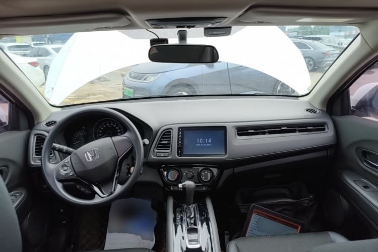 Used Honda Vezel 2019 1.5L CVT Pioneer Edition China VI Center Console