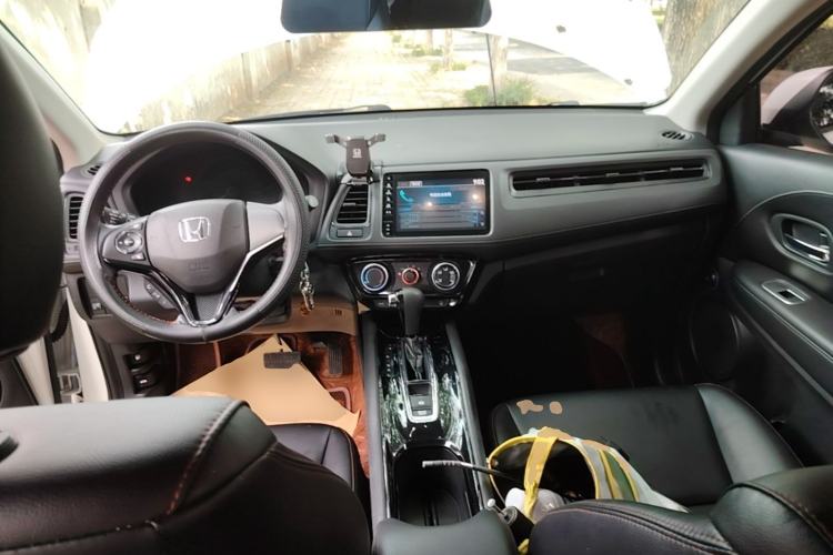 Used Honda Vezel 2019 1.5L CVT Pioneer Edition China VI Center Console