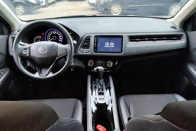 Used Honda Vezel 2019 1.5L CVT Pioneer Edition China V Center Console
