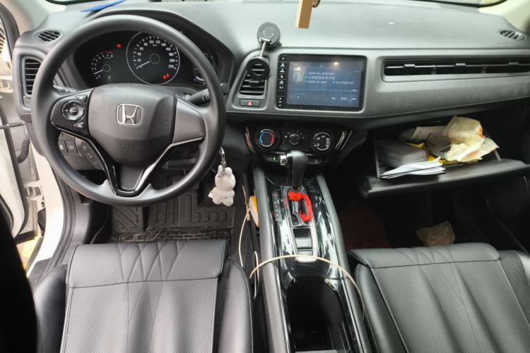 Used Honda Vezel 2019 1.5L CVT Pioneer Edition China VI Center Console